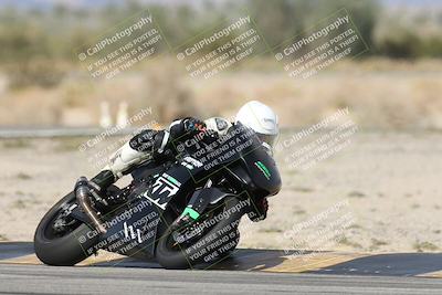 media/Nov-16-2025-Race Pace (Sun) [[8c5fa54630]]/Verified Riders/7-Turn 4 (1155am)/